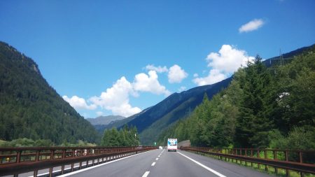 Bonelli: l’emendamento pedaggi era di Salvini che ora finge di opporsi a sé stesso