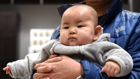 Il racket dei bambini rapiti negli ospedali cinesi