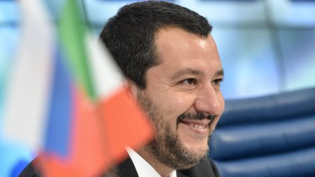 Procura di Palermo fa ricorso in Cassazione contro assoluzione in primo grado di Salvini