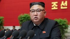 Kim Jong-un ispeziona cacciatorpediniere Choe Hyon