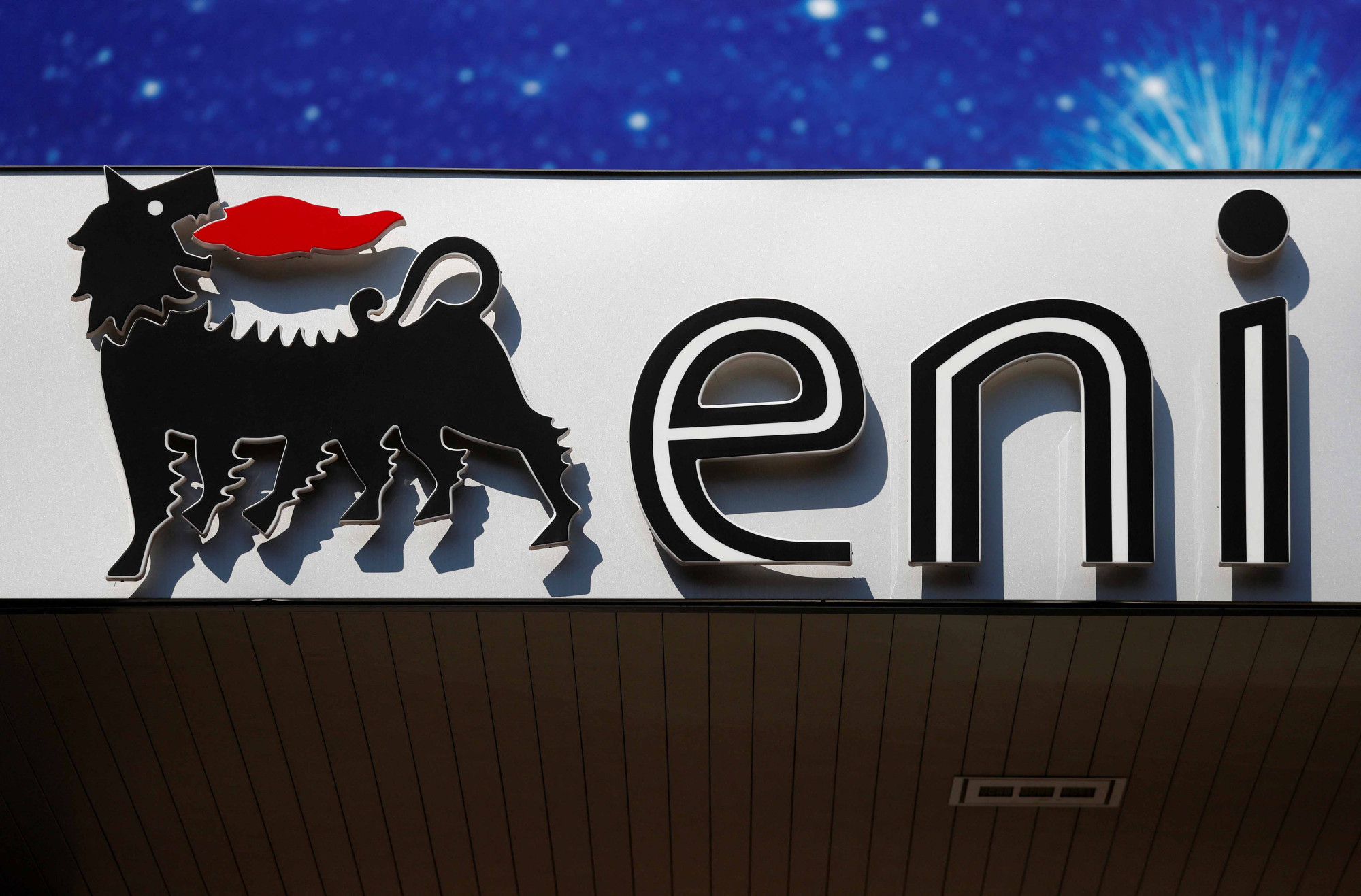 Eni, Vitol acquisisce asset per 1,65 miliardi di dollari in Africa occidentale