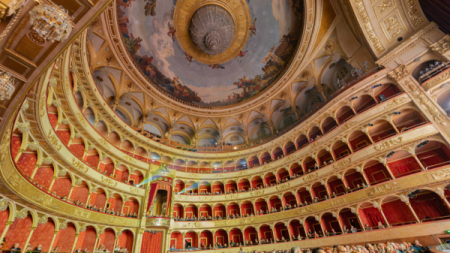 Sei spettacoli di Shen Yun fanno il tutto esaurito a Roma