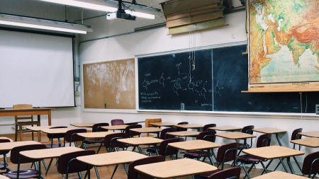 Cecchetti: interrogazione sui docenti contro bersaglieri a Magenta