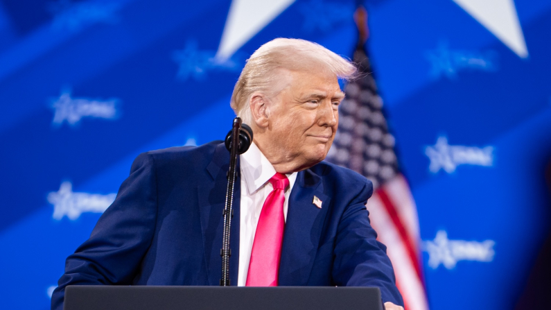 Donald Trump interviene al CPAC  2025 (Madalina Vasiliu/The Epoch Times).