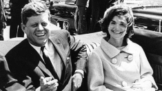 Trump desecreta tutti i documenti sull’omicidio di JFK