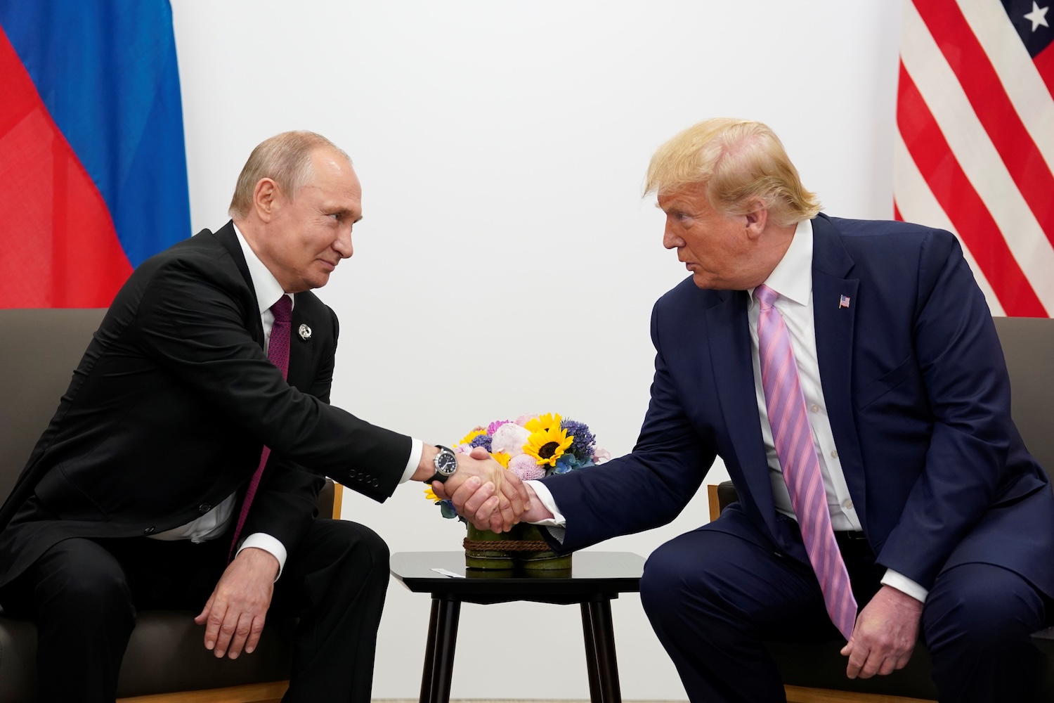 Trump chiede pietà a Putin per i soldati ucraini