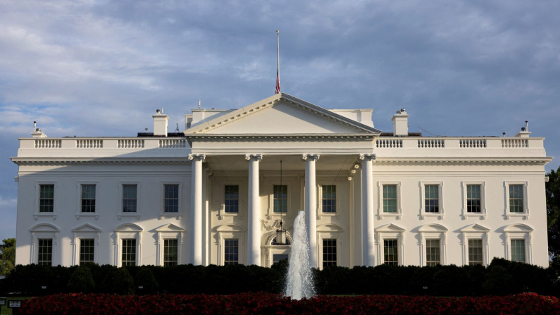 Una vista della Casa Bianca a Washington, Stati Uniti, 20 luglio 2024 (Kevin Mohatt/Reuters)