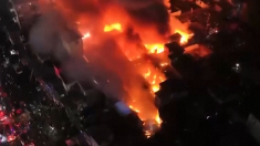 Incendio devasta il centro di Manila