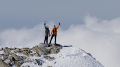 Hojac e Brugger abbattono il record di velocità di quasi 10 ore nelle Alpi svizzere