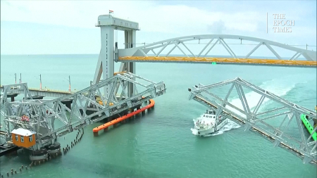 Modi inaugura il primo ponte marittimo a sollevamento verticale