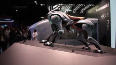 Kawasaki presenta Corleo il “leone robot”