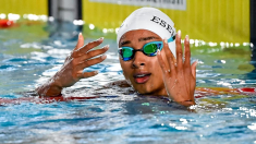Sara Curtis batte il record della Pellegrini nei 100 stile libero