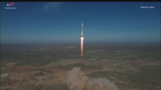 Veicolo spaziale con equipaggio russo-americano decolla dal Kazakistan