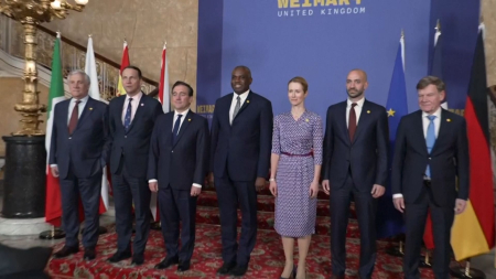 I ministri degli Esteri si incontrano a Londra per discutere il sostegno all’Ucraina