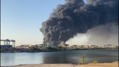 Port Sudan nel caos fra esplosioni e incendi