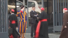 I cardinali arrivano in Vaticano il giorno prima del conclave