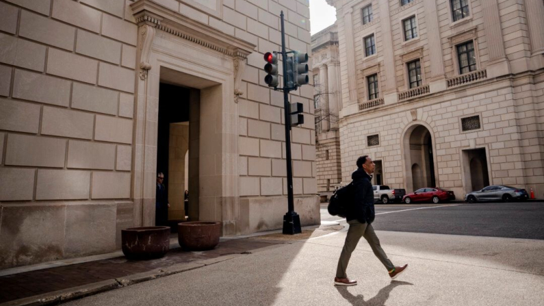Il palazzo dell'Agenzia delle Entrate Usa a Washington il 10 marzo 2025. Madalina Vasiliu/The Epoch Times
