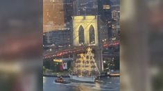 Nave scuola messicana si schianta sul Ponte di Brooklyn