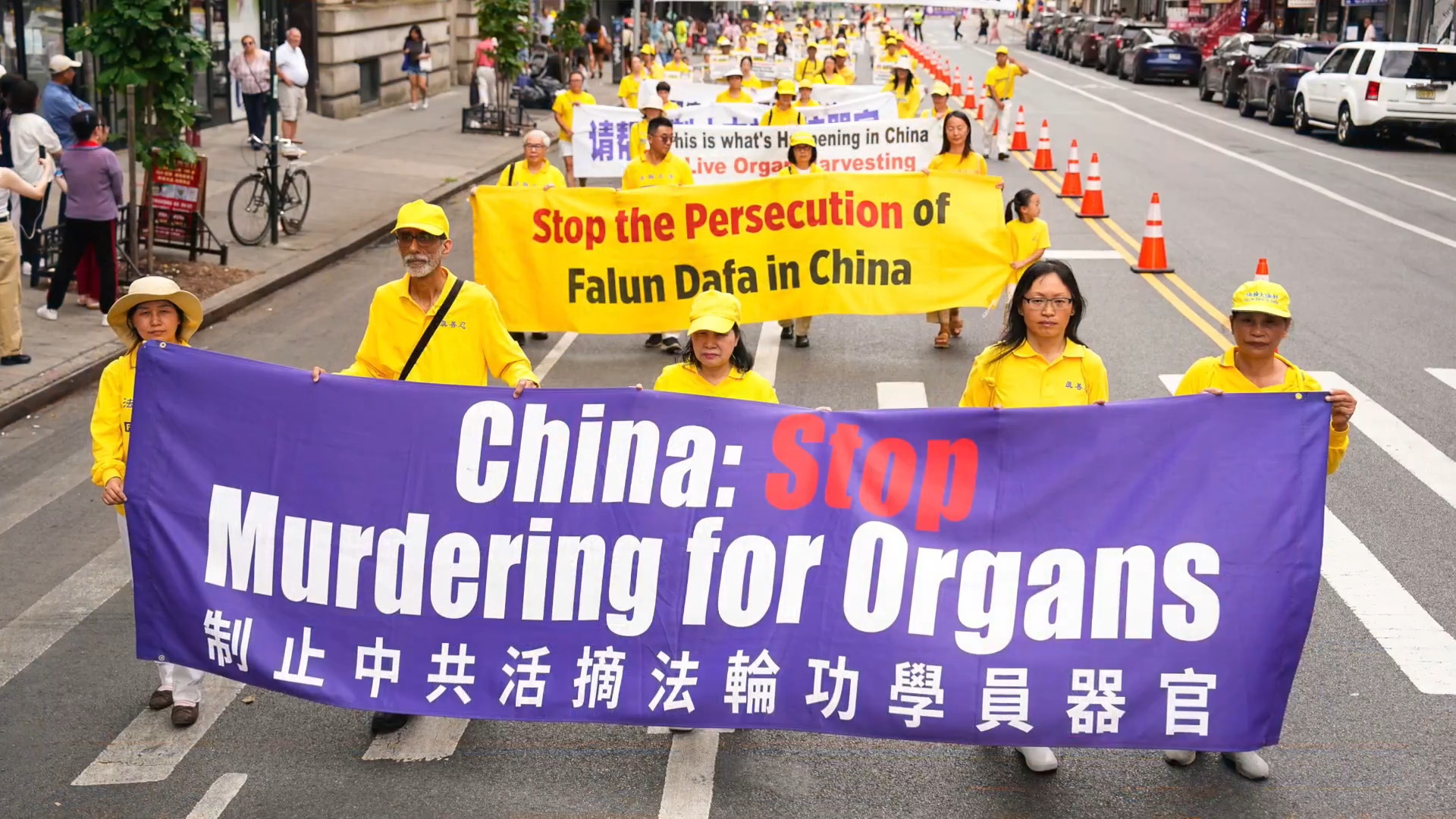Il regime comunista cinese può crollare “solo” perché perseguita il Falun Gong