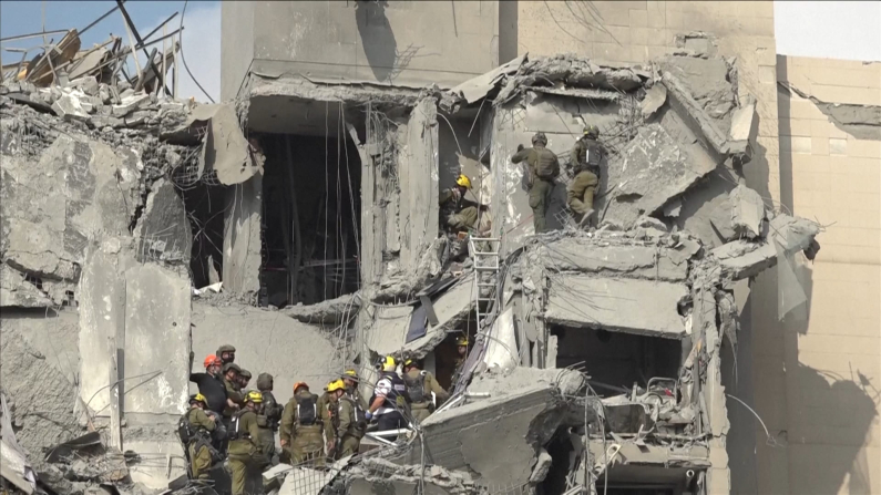 Video: Reuters