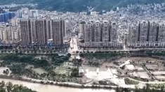 Cina travolta dall’acqua, 6 morti e villaggi sommersi nel Guangxi