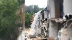 Inondazioni distruggono un condominio e lo trasformano in una cascata in West Virginia