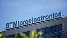 Il governo si oppone ai licenziamenti di STMicroelectronics