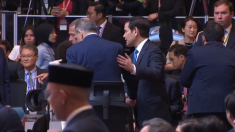 Rubio e Lavrov si stringono la mano al vertice ASEAN dopo il bilaterale a Kuala Lumpur