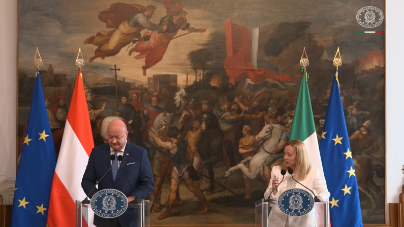 Il Presidente del Consiglio, Giorgia Meloni e il Cancelliere federale dell'Austria, Christian Stocker a Palazzo Chigi (Foto: Governo.it)