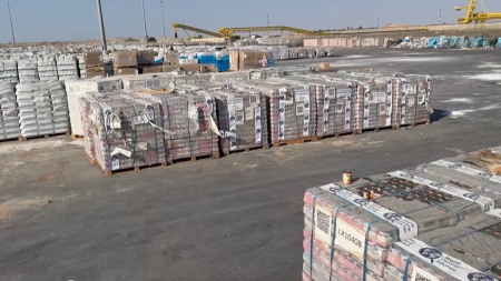 Cogat: quasi 1.900 camion di aiuti distribuiti nell’ultima settimana a Gaza