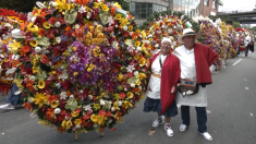 La sfilata dei fiori di Medellín sboccia con tradizione e orgoglio in Colombia