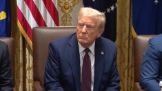 Trump: aerei venezuelani che minacceranno navi Usa saranno abbattuti