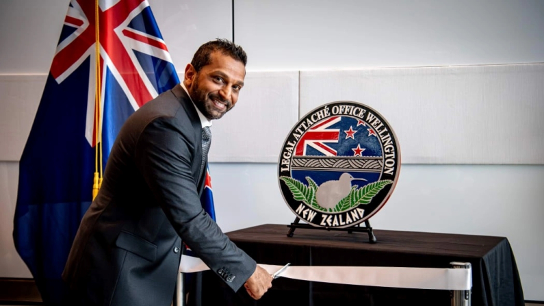 Il direttore dell’Fbi, Kash Patel, inaugura ufficialmente il nuovo ufficio Legat dell’Fbi a Wellington, in Nuova Zelanda (foto: ambasciata statunitense a Wellington).