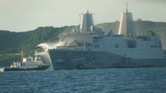 Incendio su nave da guerra statunitense vicino a Okinawa, in Giappone