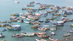 ll Perù chiude oltre 100 porti mentre onde impetuose colpiscono la costa
