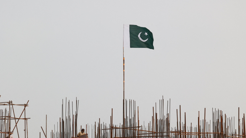 Bandiera del pakistan. Foto: REUTERS/Akhtar Soomro/File Photo