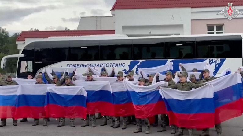 Scambio di prigionieri tra Russia e Ucraina (Foto: screenshot da video)