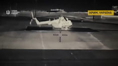Intelligence ucraina rilascia filmato di attacchi con droni su elicotteri russi in Crimea