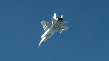 Identificati quattro aerei militari russi al largo dell’Alaska