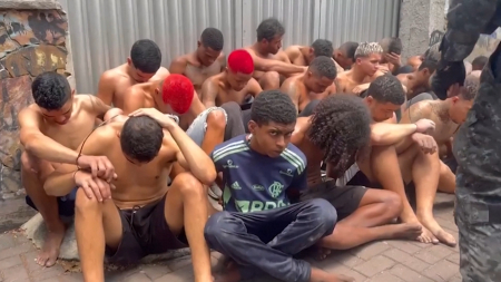 Operazione di polizia a Rio: almeno 60 morti prima del summit sul clima