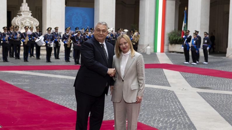 Italian Prime Minister Giorgia Meloni (R) welcomes Hungarian Prime Minister Viktor Orban (L) at the Chigi palace in Rome, Italy, 27 October 2025. ANSA/MASSIMO PERCOSSI