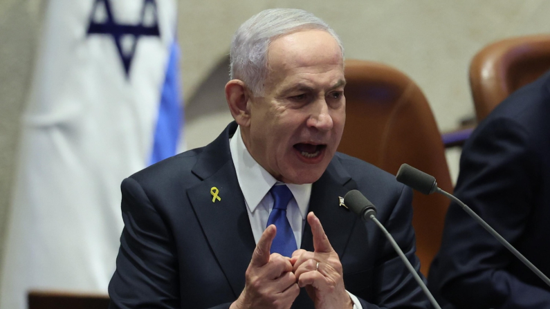 epa12467690 Israeli Prime Minister Benjamin Netanyahu delivers a speech at the opening of the winter session of the Israeli parliament, Knesset, in Jerusalem, 20 October 2025.  EPA/ABIR SULTAN