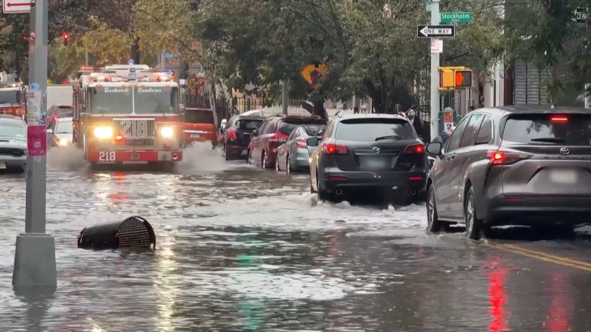 Forti piogge torrenziali colpiscono New York